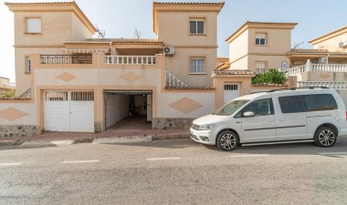 Resale - Town House - Torrevieja - Los altos