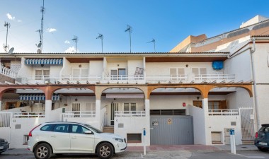 Resale - Town House - Torrevieja - Acequion