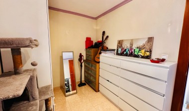 Resale - Apartment / flat - Torrevieja - CENTRE