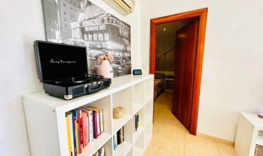 Resale - Apartment / flat - Torrevieja - CENTRE