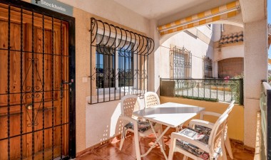 Resale - Bungalow - Torrevieja - aguas nuevas