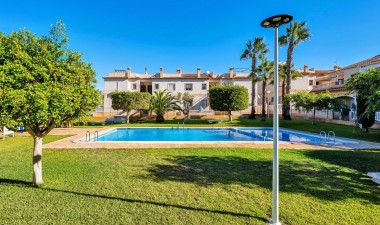 Resale - Bungalow - Torrevieja - aguas nuevas