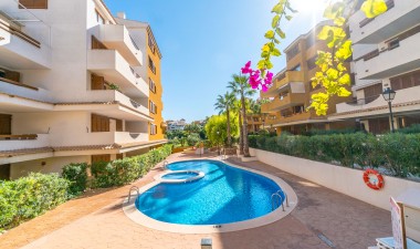 Resale - Apartment / flat - Punta Prima - Costa Blanca