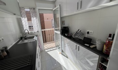 Resale - Apartment / flat - Torrevieja - Costa Blanca