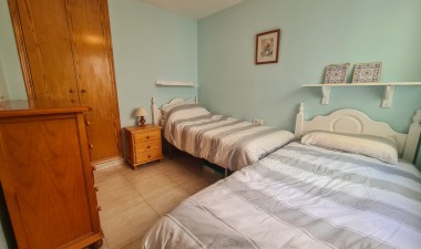 Resale - Apartment / flat - Los Balcones - Costa Blanca