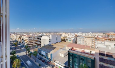 Resale - Apartment / flat - Torrevieja - Costa Blanca