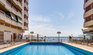 Resale - Apartment / flat - Torrevieja - Costa Blanca