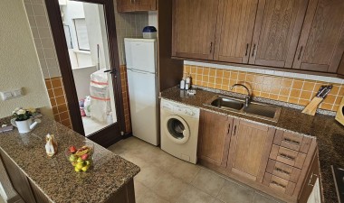 Resale - Apartment / flat - Torrevieja - aguas nuevas