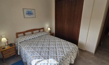 Resale - Apartment / flat - Torrevieja - aguas nuevas