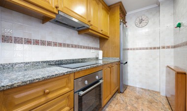 Resale - Villa - Orihuela Costa - Villamartín