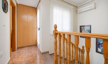 Resale - Villa - Orihuela Costa - Villamartín