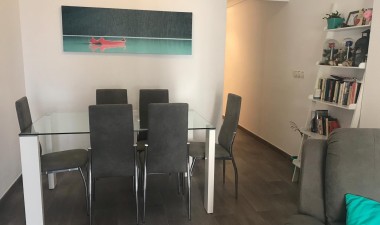 Resale - Apartment / flat - Torrevieja - Centro