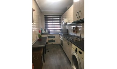 Resale - Apartment / flat - Torrevieja - Centro