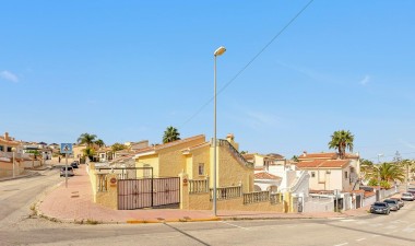 Resale - Villa - Ciudad quesada - La  Marquesa Golf