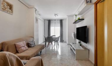 Resale - Apartment / flat - Torrevieja - Nueva Torrevieja