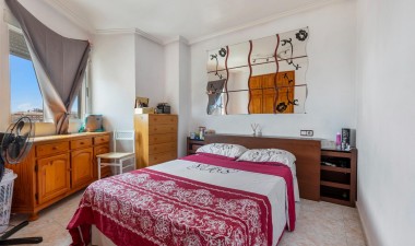 Resale - Apartment / flat - Torrevieja - Nueva Torrevieja