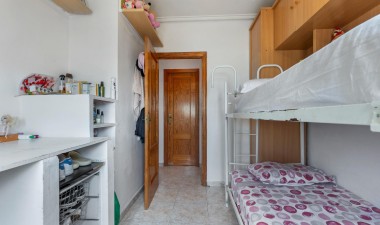 Resale - Apartment / flat - Torrevieja - Nueva Torrevieja