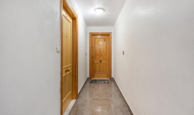 Resale - Apartment / flat - Torrevieja - Nueva Torrevieja