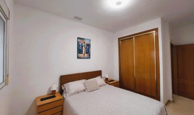 Resale - Apartment / flat - Torrevieja - Costa Blanca