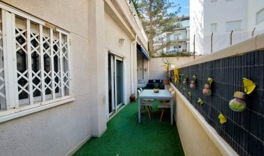 Resale - Apartment / flat - Torrevieja - Costa Blanca