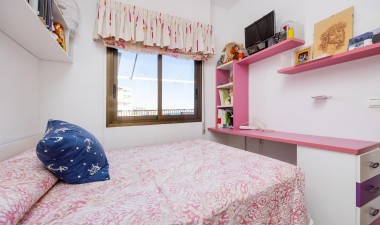 Resale - Apartment / flat - Torrevieja - Costa Blanca