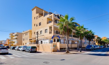 Resale - Apartment / flat - Torrevieja - Costa Blanca