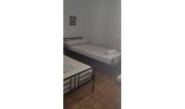 Resale - Apartment / flat - Torrevieja - Playa De Los Naufragos