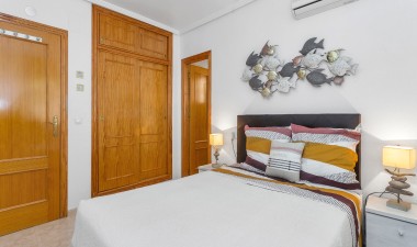 Resale - Villa - Torrevieja - Costa Blanca