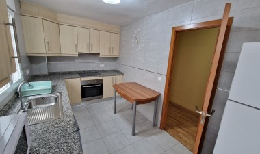 Resale - Apartment / flat - Torrevieja - Costa Blanca