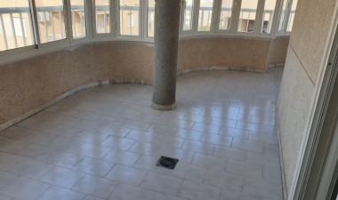 Resale - Apartment / flat - Torrevieja - Centro