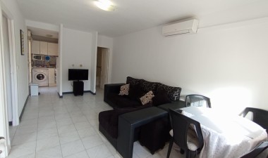 Resale - Apartment / flat - Torrevieja - El Limonar