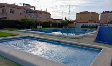 Resale - Apartment / flat - Torrevieja - El Limonar