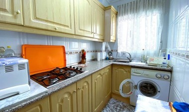 Resale - Apartment / flat - Torrevieja - Playa del Cura