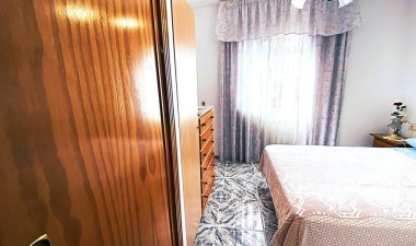 Resale - Apartment / flat - Torrevieja - Playa del Cura