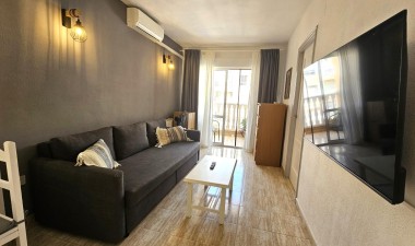 Resale - Apartment / flat - Torrevieja - Estacion De Autobuses