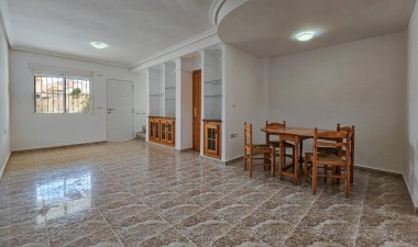 Resale - Bungalow - Orihuela - Inland