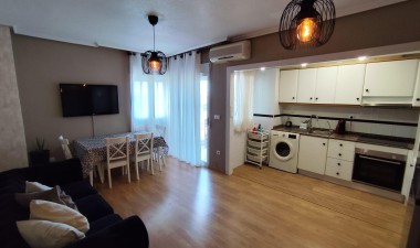 Resale - Apartment / flat - Torrevieja - Nueva Torrevieja