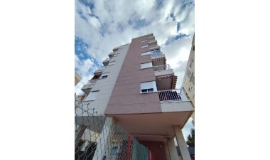 Resale - Apartment / flat - Torrevieja - Nueva Torrevieja