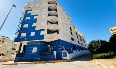 Resale - Apartment / flat - La Mata - Costa Blanca