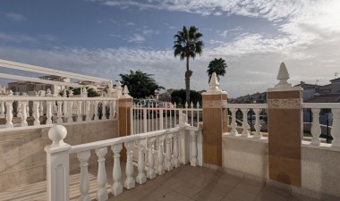 Resale - Bungalow - Torrevieja - Costa Blanca