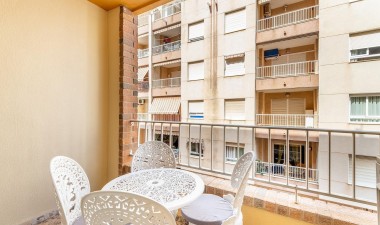 Resale - Apartment / flat - Torrevieja - Costa Blanca