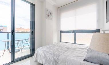 Resale - Apartment / flat - Torrevieja - Estacion De Autobuses