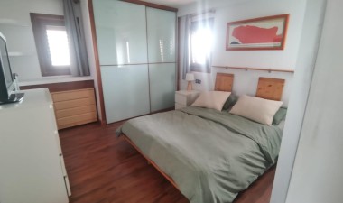 Resale - Apartment / flat - Torrevieja - La veleta