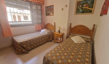 Resale - Apartment / flat - Torrevieja - La veleta