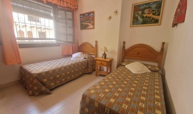 Resale - Apartment / flat - Torrevieja - La veleta