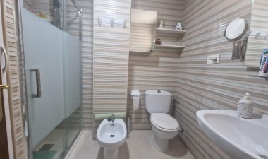 Resale - Apartment / flat - Torrevieja - La veleta