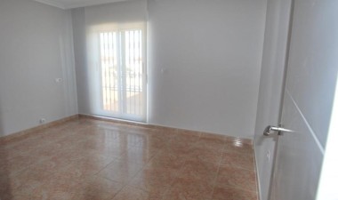 Resale - Villa - Torrevieja - La Siesta - El Salado - Torreta