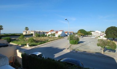 Resale - Villa - Torrevieja - La Siesta - El Salado - Torreta