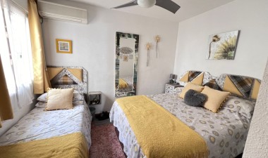 Resale - Apartment / flat - Orihuela - Inland