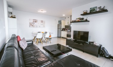 Resale - Apartment / flat - Pilar de la Horadada - Costa Blanca